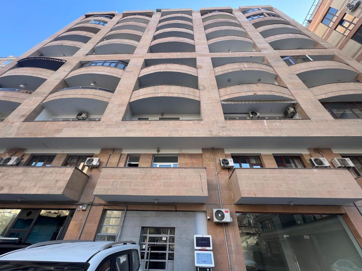 2 Bedrooms 2 Bathrooms Large And Lux Apartment Best Location Yerevan Ngoại thất bức ảnh